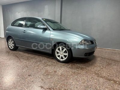 Azul Usado 2005 Seat Ibiza Sport Berlina | 2300 € (Precio justo)