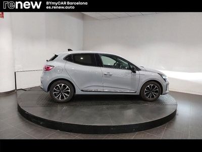 Usado Renault Clio V Techno 100 CV (73 kW) 2025 Gris Berlina