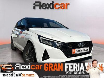 Usado Hyundai i20 100 CV (73 kW) 2022 Blanco Berlina