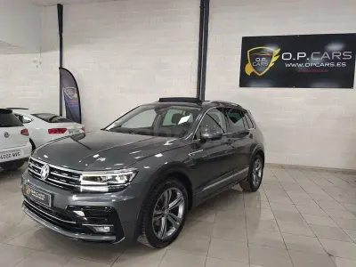 Usado VW Tiguan Sportline 150 CV (110 kW) 2019 Gris / plata SUV
