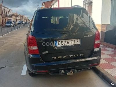 Usado Ssangyong (KGM) Rexton Limited 165 CV (121 kW) 2006 Negro SUV