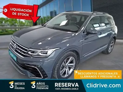 Begagnad VW Tiguan R-line 150 HK (110 kW) 2022 Grå SUV