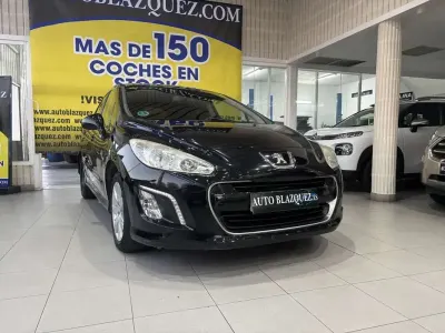 Usado Peugeot 308 Active 120 CV (88 kW) 2012 Negro Utilitario