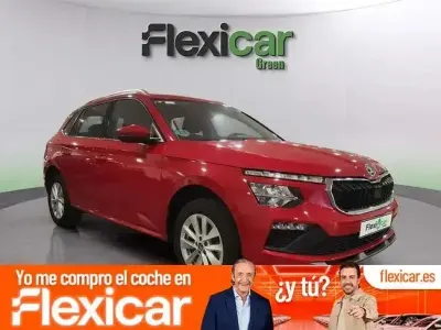 Usado Skoda Kamiq Selection 95 CV (69 kW) 2024 Rojo SUV