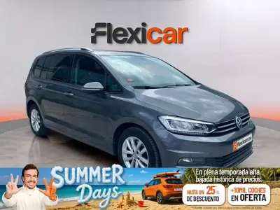 Usado VW Touran Advance 150 CV (110 kW) 2019 Gris Monovolumen