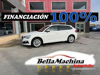 Usado Skoda Scala Ambition 110 CV (80 kW) 2024 Blanco Utilitario