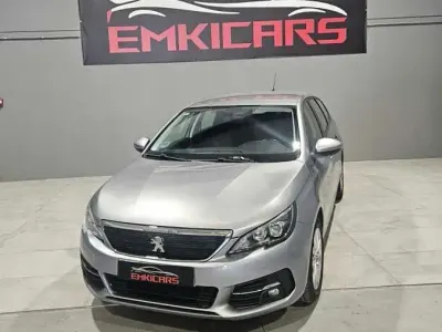 Usado Peugeot 308 Active 99 CV (72 kW) 2018 Gris Utilitario