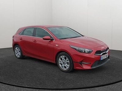Usado Kia Ceed 100 CV (73 kW) 2023 Rojo Utilitario