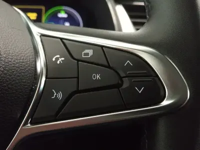 Usado Renault Captur Techno 145 CV (106 kW) 2023 Blanco SUV