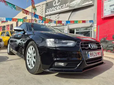 Usado Audi A4 S-Line 177 CV (130 kW) 2013 Negro Familiar