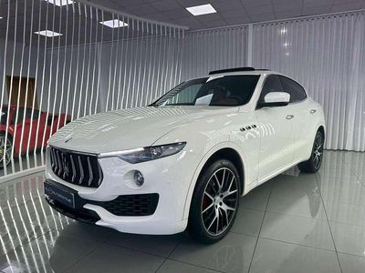Blanco Usado 2018 Maserati Levante SUV | 37.990 € (Precio justo)