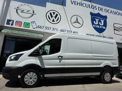 Usado Ford Transit Trend 130 CV (95 kW) 2022 Blanco Van