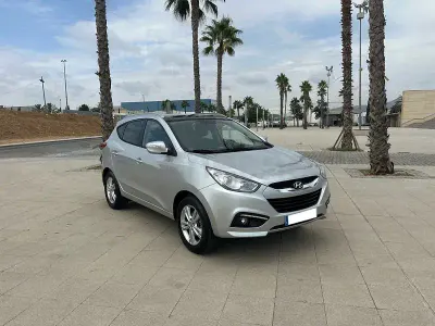 Usado Hyundai ix35 115 CV (84 kW) 2013 Gris / plata SUV
