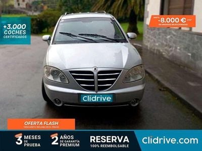 Gris / plata Usado 2005 Ssangyong (KGM) Rodius Monovolumen | 3190 € (Precio justo)