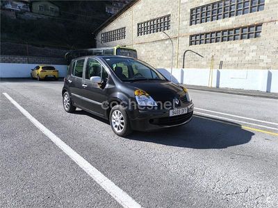 Usado Renault Modus Dynamique 80 CV (58 kW) 2005 Negro Monovolumen