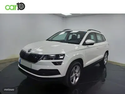 Usado Skoda Karoq Ambition 150 CV (110 kW) 2021 Blanco SUV