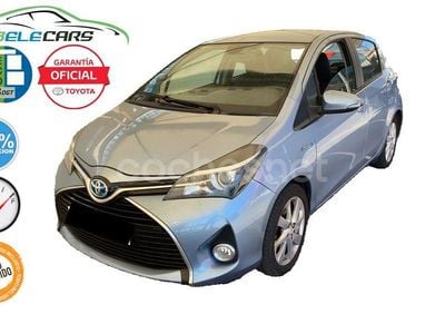 Azul Usado 2014 Toyota Yaris Hybrid Advance Berlina | 9999 € (Precio justo)