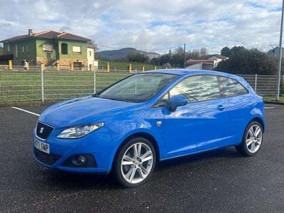 Usado Seat Ibiza Sport 100 CV (73 kW) 2009 Azul Berlina