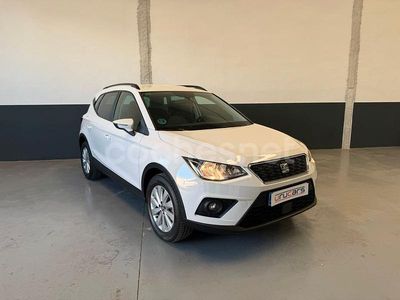 Usado Seat Arona Style 95 CV (69 kW) 2019 Blanco SUV