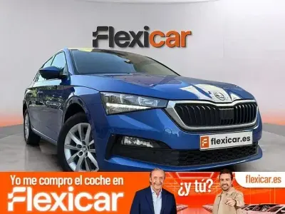 Usado Skoda Scala Ambition 95 CV (69 kW) 2022 Azul Utilitario