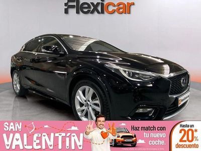 Usado Infiniti Q30 Premium 109 CV (80 kW) 2016 Negro Utilitario