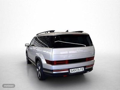 Plateado Usado 2024 Hyundai Santa Fe Style SUV | 54.100 €