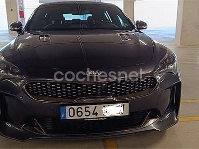 Usado Kia Stinger GT-Line 200 CV (147 kW) 2020 Negro Utilitario