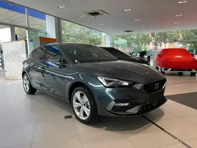 Nuevo Seat Leon FR 150 CV (110 kW) 2026 Gris