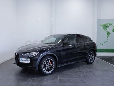 Usado Alfa Romeo Stelvio Sprint 190 CV (139 kW) 2021 Negro SUV