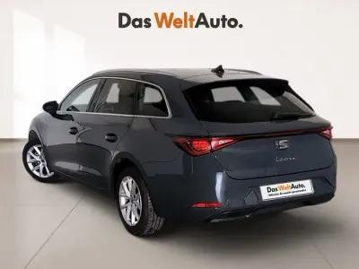 Käytetty Seat Leon Style 116 HP (85 kW) 2025 Sininen
