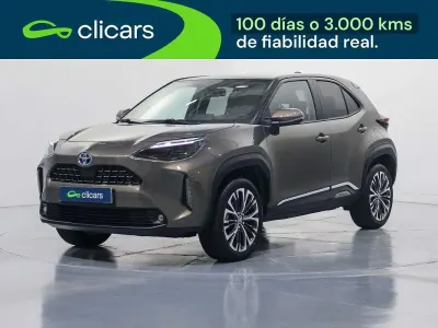 Usado Toyota Yaris Cross Style 91 CV (66 kW) 2022 Naranja SUV