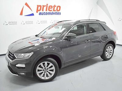 Usado VW T-Roc Advance 116 CV (85 kW) 2021 Gris SUV