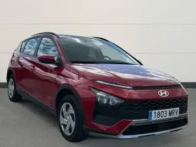 Usado Hyundai Bayon 100 CV (73 kW) 2024 Rojo SUV