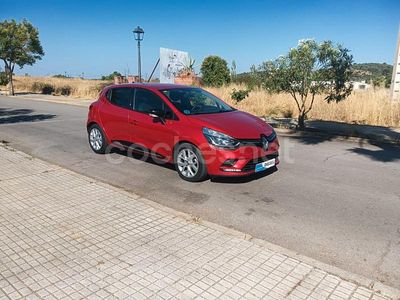 Rojo Usado 2018 Renault Clio IV LIMITED Berlina | 8399 € (Un poco caro)
