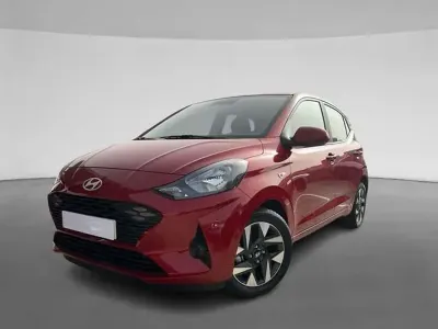 Usado Hyundai i10 84 CV (61 kW) 2023 Rojo Utilitario