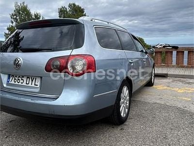 Usado VW Passat Advance 140 CV (102 kW) 2006 Azul Familiar