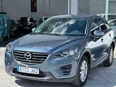 Käytetty Mazda CX-5 Luxury 150 HP (110 kW) 2015 Sininen Katumaasturi