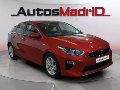 Usado Kia Ceed 120 CV (88 kW) 2021 Rojo Utilitario