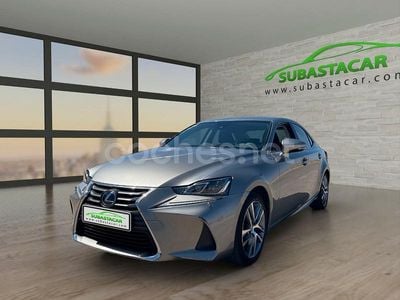 Lexus IS300h