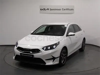 Occasion Kia Ceed 140 PK (102 kW) 2025 Wit Hatchback
