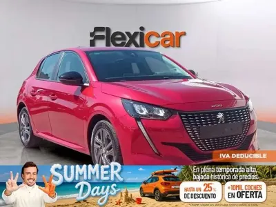 Usado Peugeot 208 Allure 101 CV (74 kW) 2022 Rojo Utilitario