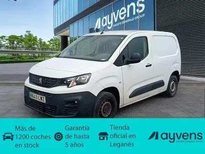 Usado Peugeot Partner Premium 98 CV (72 kW) 2022 Blanco Monovolumen