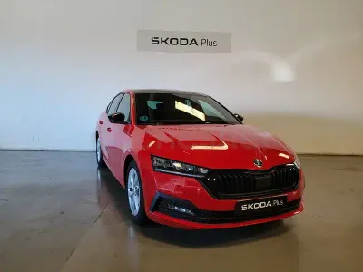 Usado Skoda Octavia Ambition 150 CV (110 kW) 2023 Rojo Berlina