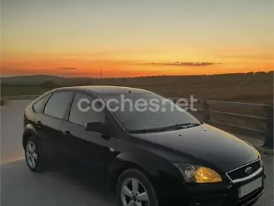 Usado Ford Focus Sport 109 CV (80 kW) 2006 Negro Berlina