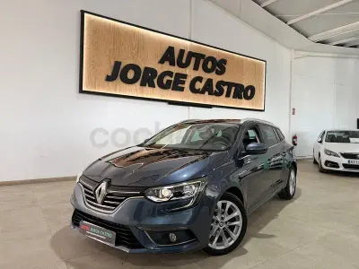 Usado Renault Mégane GrandTour Zen 110 CV (80 kW) 2017 Azul Familiar