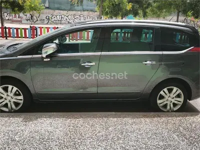 Usado Peugeot 5008