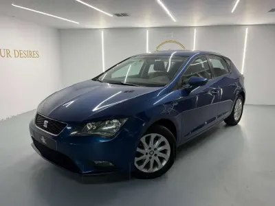 Usado Seat Leon Style 110 CV (80 kW) 2015 Azul Utilitario