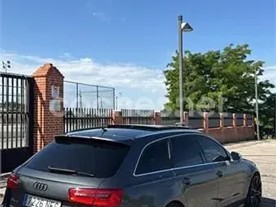 Usado Audi A6 S-Line 245 CV (180 kW) 2014 Gris / plata Familiar