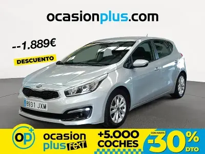 Usado Kia Ceed GT 90 HP (66 kW) 2017 Cinzento Citadino