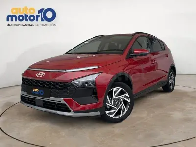 Usado Hyundai Bayon 100 CV (73 kW) 2024 Rojo SUV